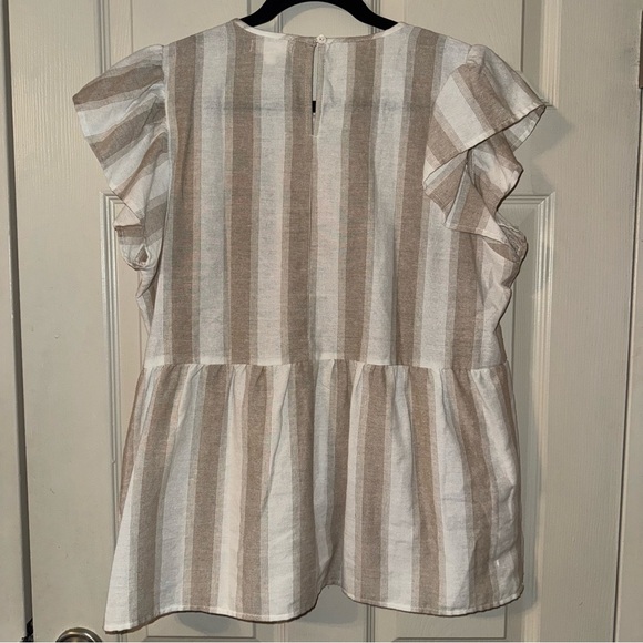 Entro Beige and White Striped Blouse with Geometric Accents - Picture 3 of 5